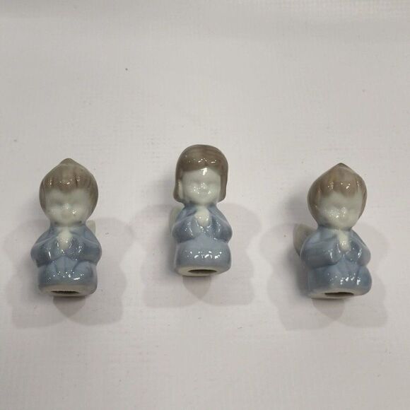 3 - Vintage Ceramic/Porcelain 2" Praying Angel Mini Figures - Picture 7 of 9